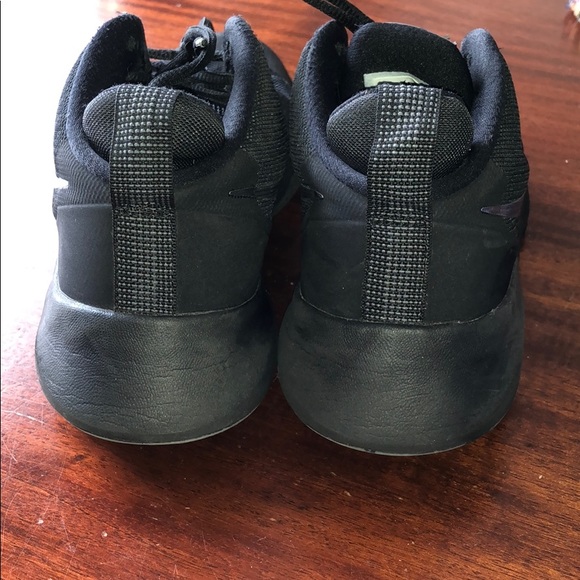 Nike Basketball Sneakers - Picture 7 of 7